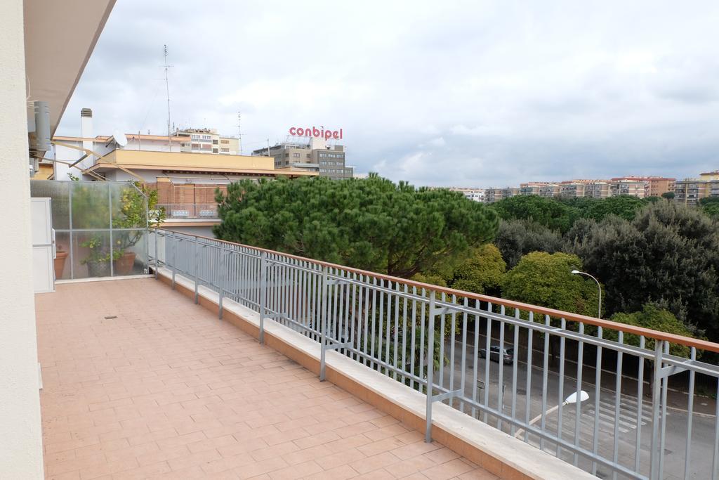 ローマTerrazza Sul Parcoアパートメント エクステリア 写真